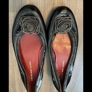 Marc by Marc Jacobs Flats with zipper flower 40.5